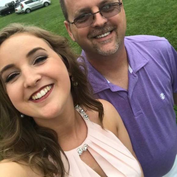 Meet your Posher, Lawren - Picture 1 of 1